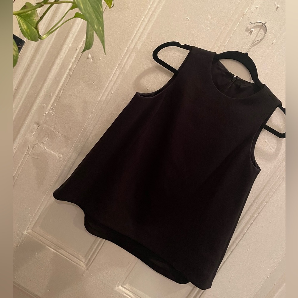 structured/lined work tank